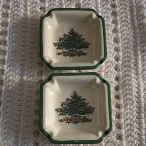 Set Of 2 Spode Christmas Tree Square Plates